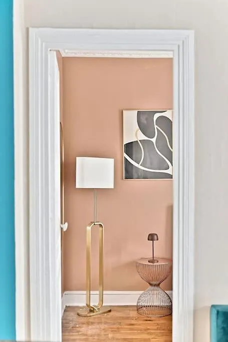 Appartement Cosy Et Colore Au Coeur De Parijs