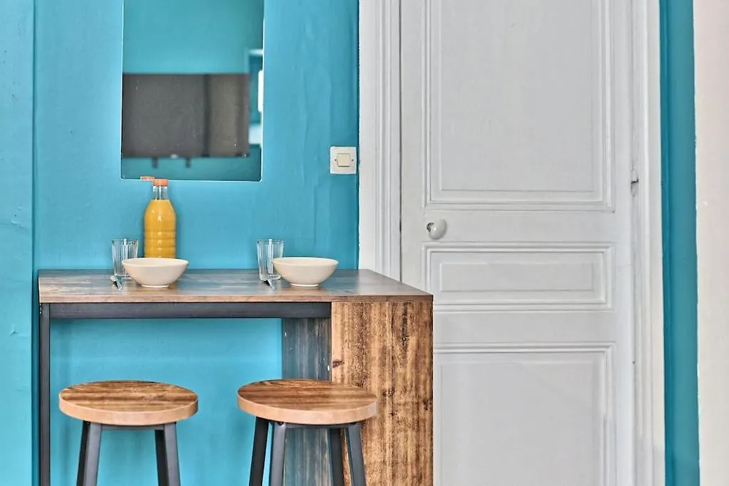 Appartement Cosy Et Colore Au Coeur De Paris 0*,